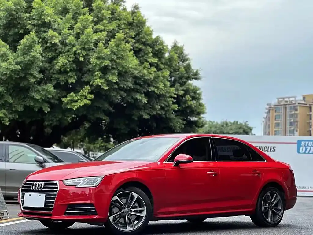 Audi A4L A4L 2018 30th Anniversary Model 30 TFSI Progressive Edition — photo 1