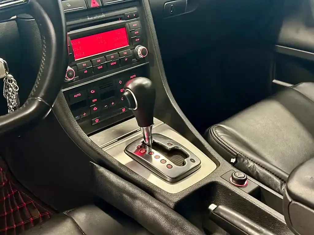 Audi A4 A4 2007 2.0T Automatic Standard Model — عرض الصورة 3
