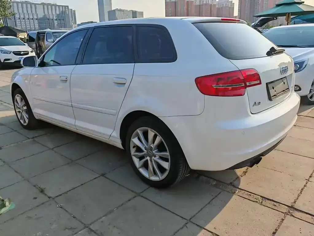 Audi A3 (imported) A3 (imported) 2010 Sportback 1.8T Luxury — View photo 5