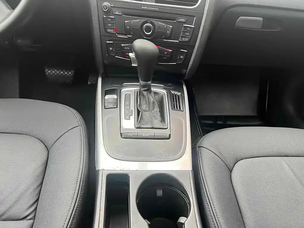 Audi A4L A4L 2012 2 TFSI Automatic Comfort — عرض الصورة 3
