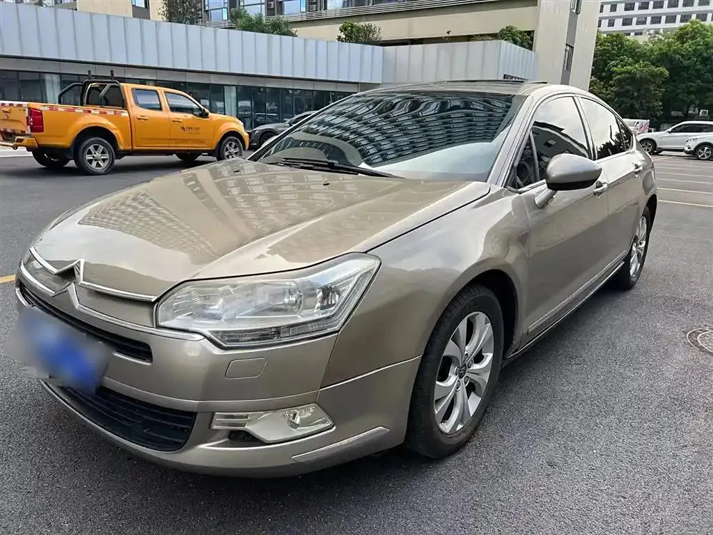 Citroen C5 C5 2012 2.3L Automatic Premium Edition — photo 1