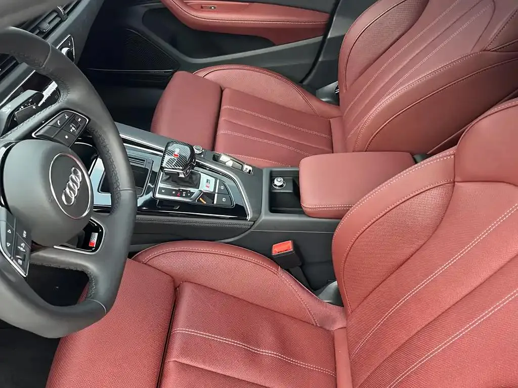 Audi A4L A4L 2023 40 TFSI Bang&Olufsen Starry Night Edition — Ver foto 6