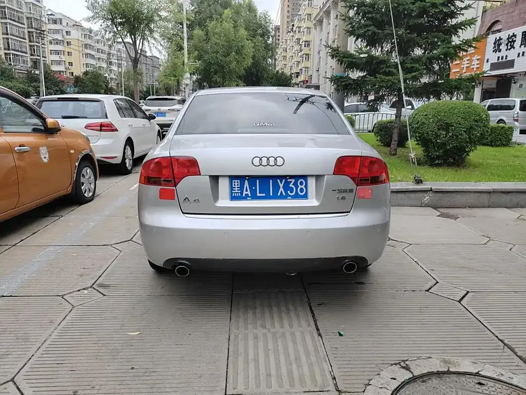 Audi A4 A4 2006 1.8T Luxury — عرض الصورة 5