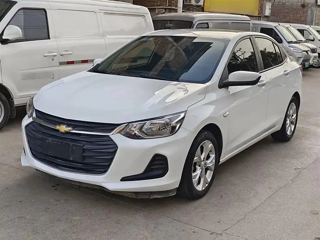 Chevrolet Cavalier Cavalier 2020 325T Automatic Joy Edition — photo 1