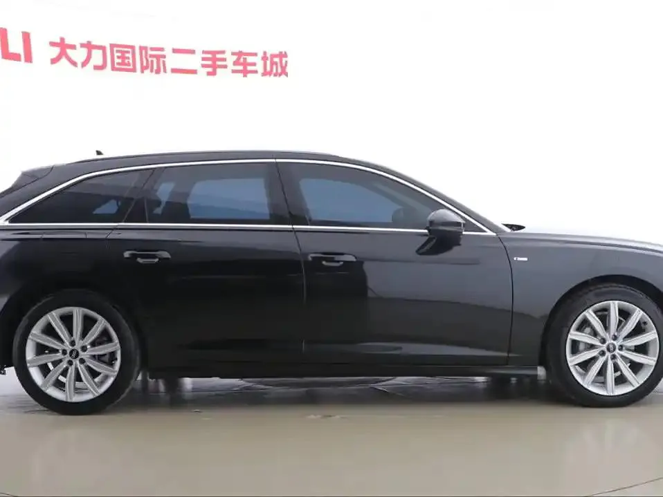 Audi A6 A6 2021 Avant Avant 40 TFSI Luxury Dynamic Edition — View photo 5