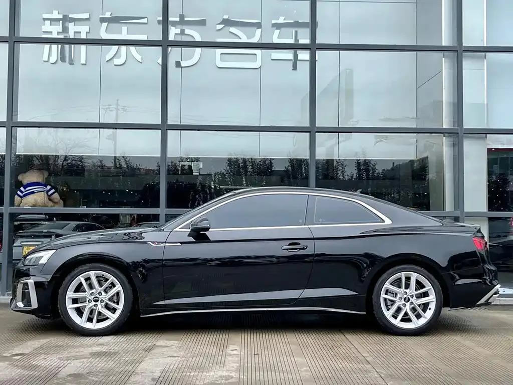 Audi A5 (imported) A5 (imported) 2024 Coupe 40 TFSI Stylish Dynamic Edition — View photo 4