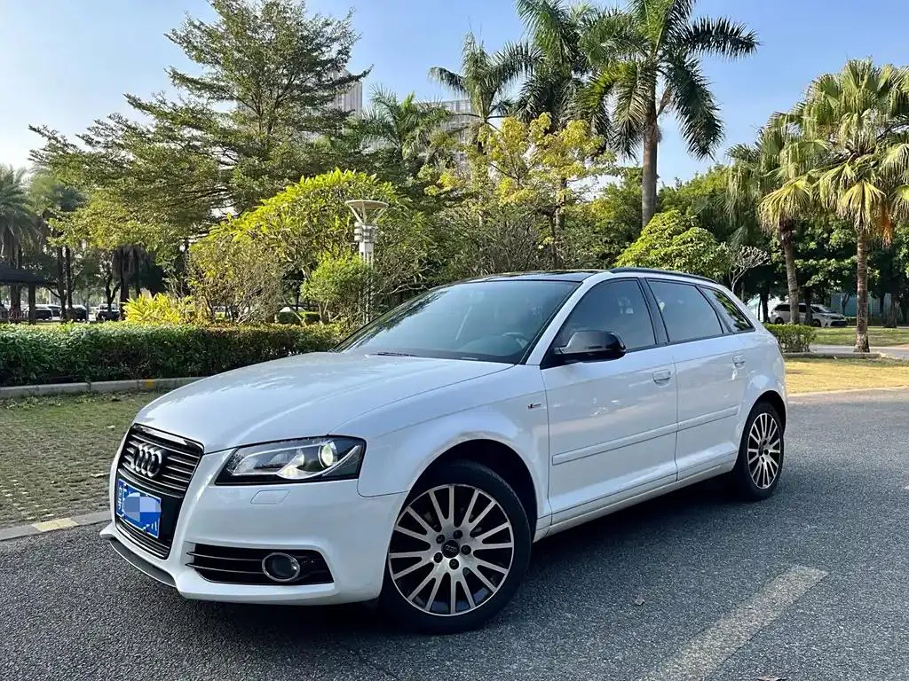 Audi Audi A3 (imported) — أبيض