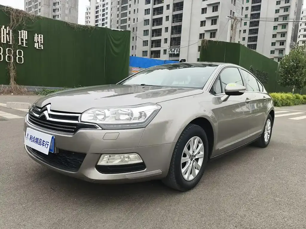 Citroen C5 C5 2013 2.0L Automatic Enjoy Edition — photo 1