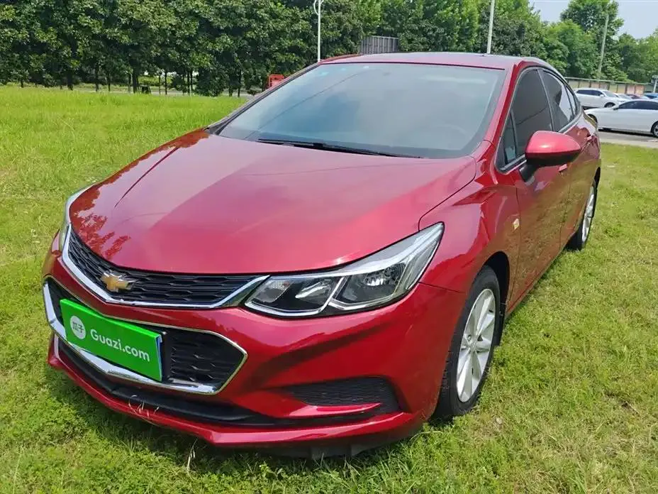 Chevrolet Cruze Cruze 2017 1.5L Automatic Pioneer Sunroof Edition — photo 1