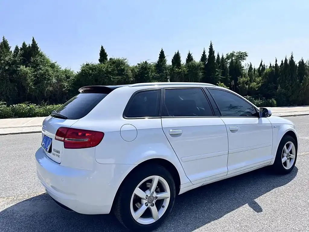 Audi A3 (imported) A3 (imported) 2013 Sportback 35 TFSI Premium — عرض الصورة 6