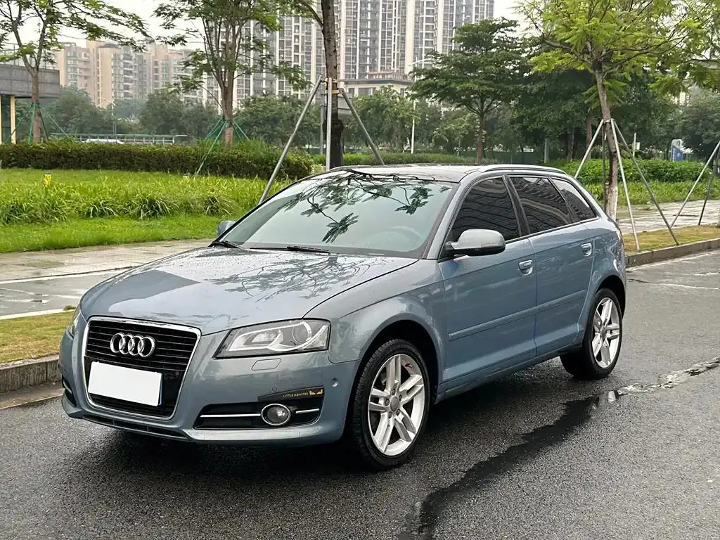 Audi A3 (imported) A3 (imported) 2012 Sportback 1.8T Luxury — Voir la photo 2