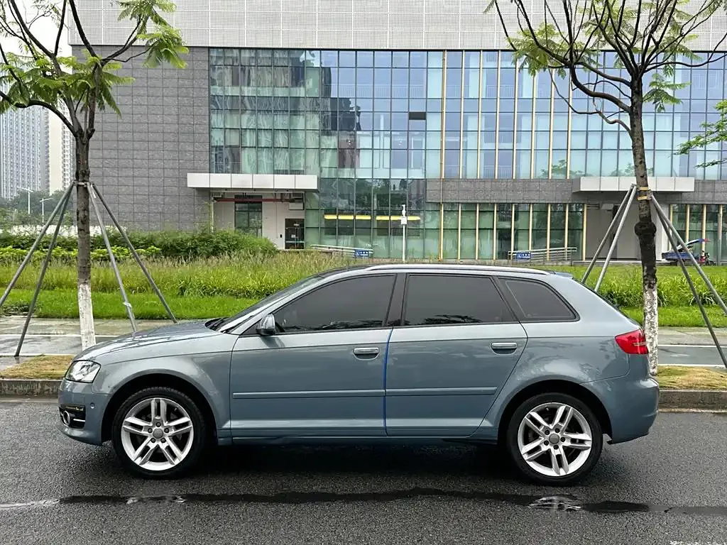 Audi A3 (imported) A3 (imported) 2012 Sportback 1.8T Luxury — Voir la photo 5