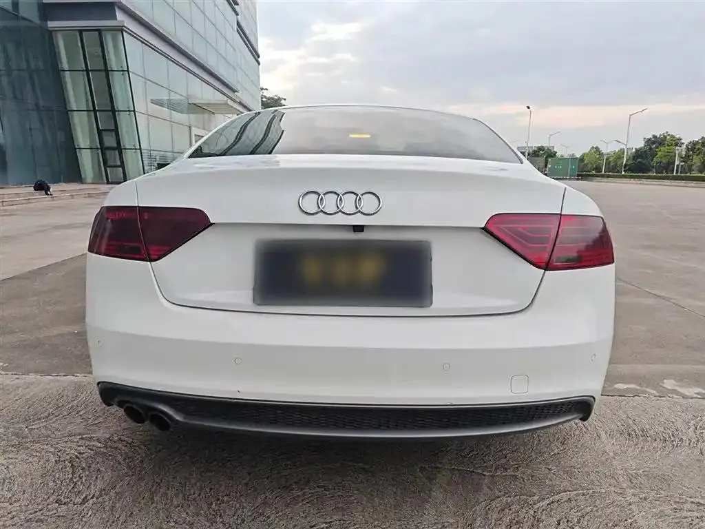 Audi A5 (imported) A5 (imported) 2012 2.0TFSI Coupe quattro — View photo 6