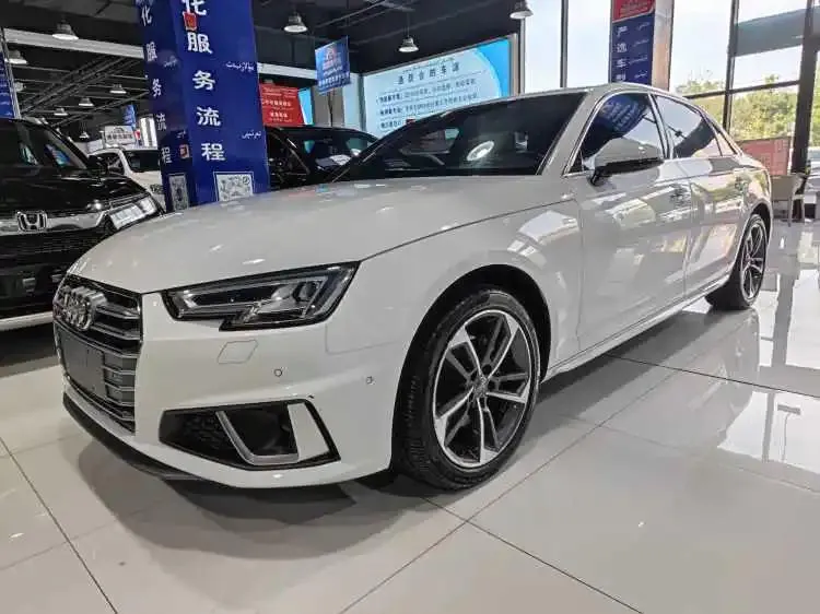 Audi A4L A4L 2019 40 TFSI Sports National V — photo 1