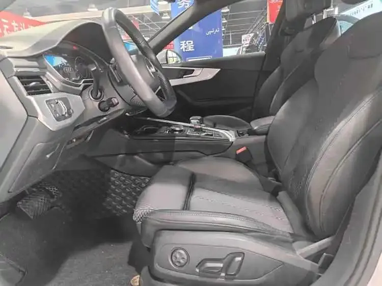 Audi A4L A4L 2019 40 TFSI Sports National V — Ver foto 4