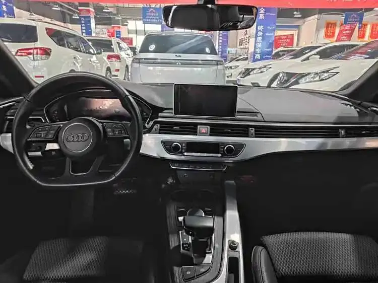 Audi A4L A4L 2019 40 TFSI Sports National V — Ver foto 5