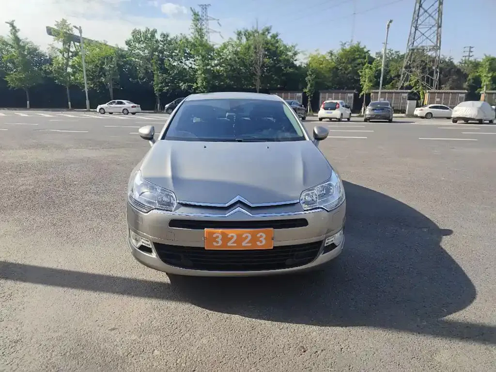 Citroen C5 C5 2011 2.3L Automatic Premium Edition — photo 1