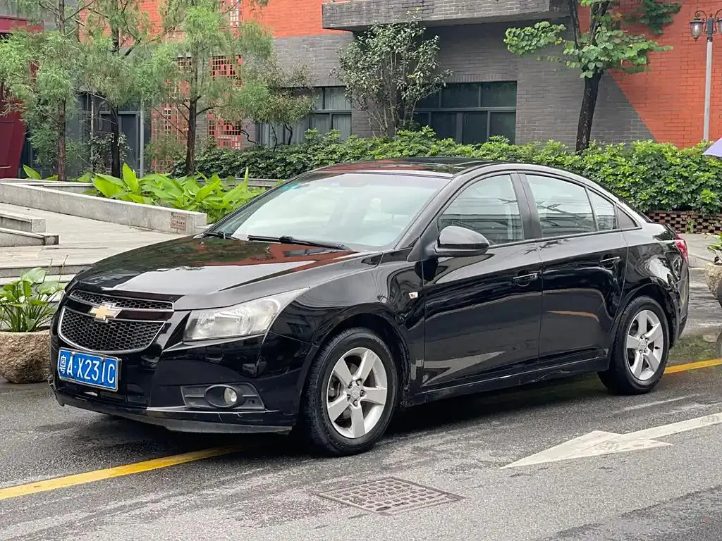 Chevrolet Cruze Cruze 2011 1.6L SE AT Transformers Edition — photo 1