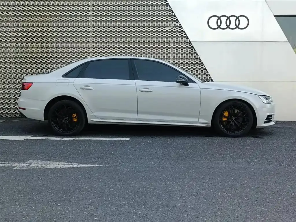 Audi A4L A4L 2017 Plus 45 TFSI quattro Style Edition — View photo 4