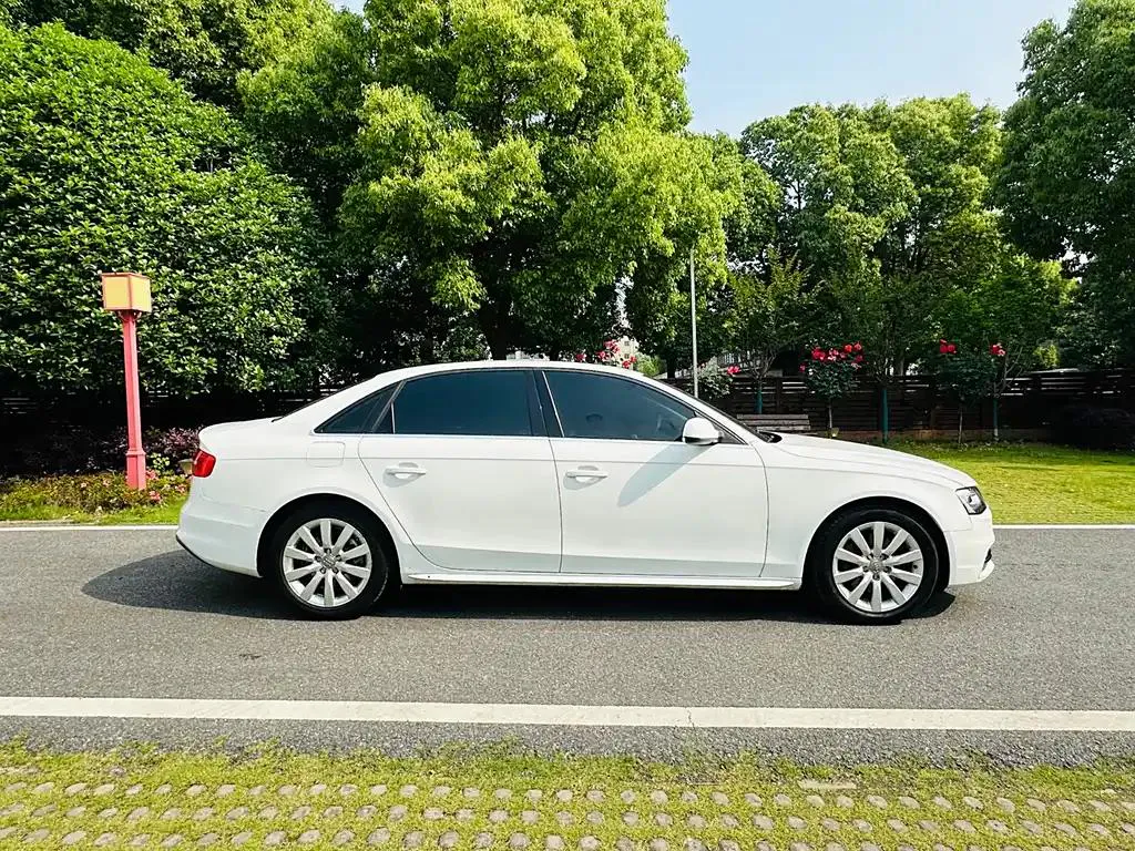Audi A4L A4L 2013 40 TFSI quattro sports model — View photo 5