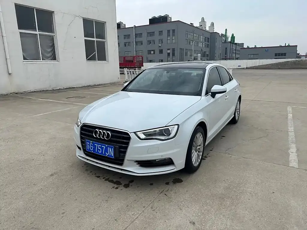 Audi A3 A3 2016 Limousine 35 TFSI Linglian Edition — Ver foto 2