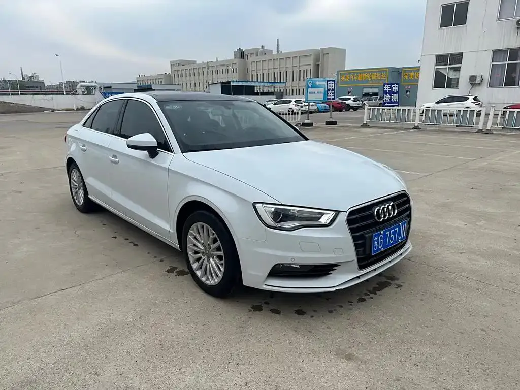Audi A3 A3 2016 Limousine 35 TFSI Linglian Edition — Ver foto 4
