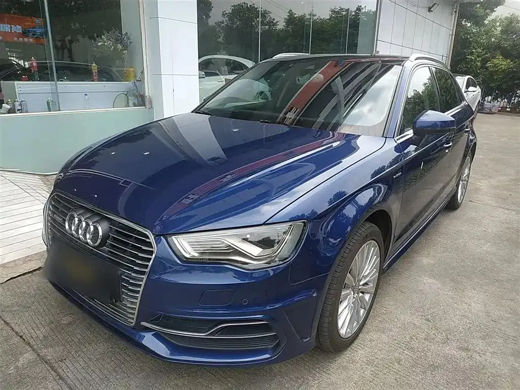 Audi A3 A3 2015 Sportback e-tron Sport — View photo 2