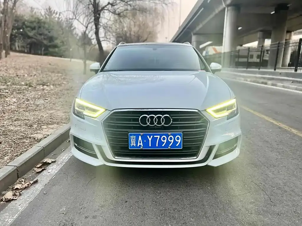 Audi A3 A3 2019 Sportback 35 TFSI Sports National VI — photo 1