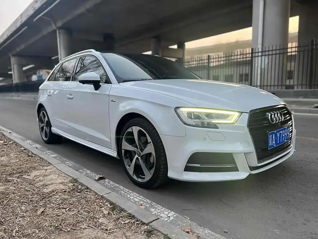 Audi A3 A3 2019 Sportback 35 TFSI Sports National VI — Ver foto 4