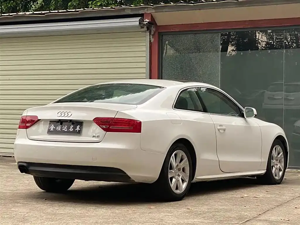 Audi A5 (imported) A5 (imported) 2010 2.0TFSI Coupe — View photo 6