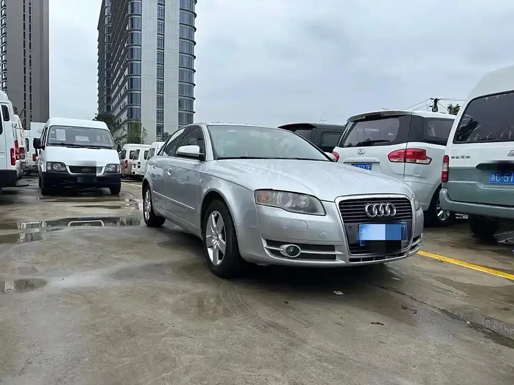 Audi A4 A4 2008 1.8T Automatic Luxury — Ver foto 2