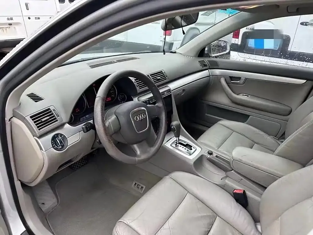 Audi A4 A4 2008 1.8T Automatic Luxury — Ver foto 4