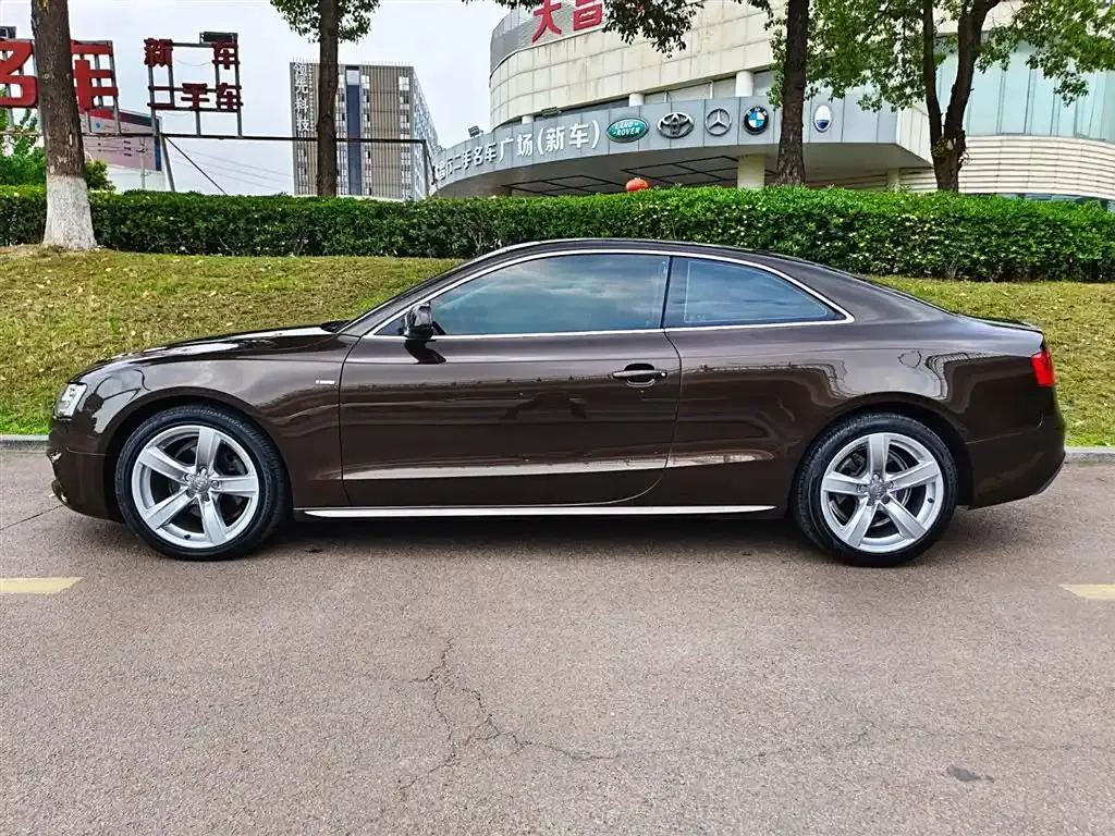 Audi A5 (imported) A5 (imported) 2016 Coupe 45 TFSI Progressive — View photo 4