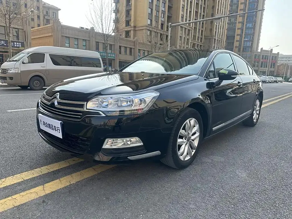 Citroen C5 C5 2013 2.3L Automatic Premium Edition — photo 1