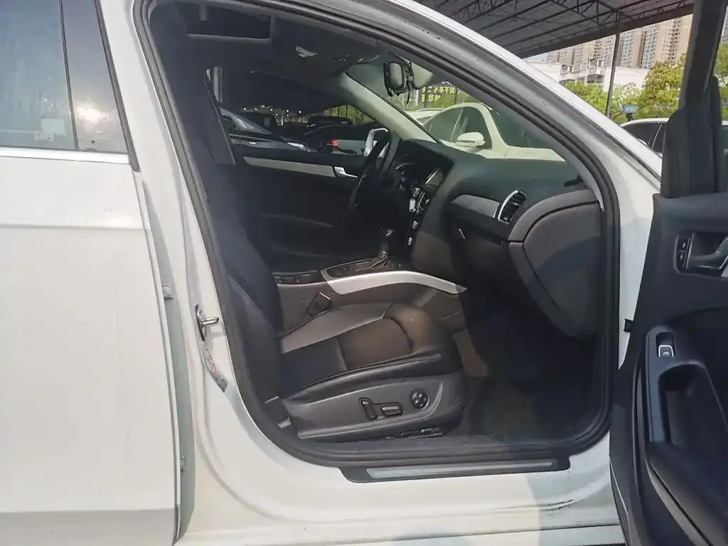 Audi A4L A4L 2013 35 TFSI Automatic Luxury — View photo 3