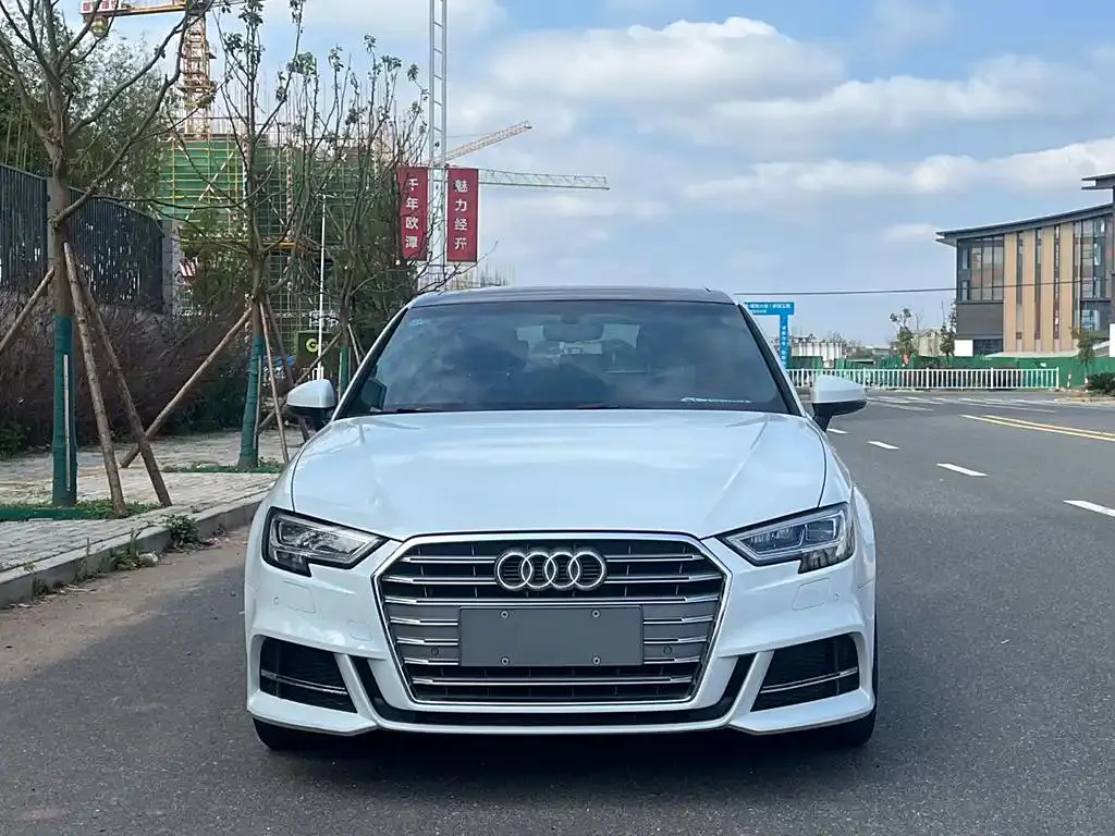 Audi A3 A3 2020 Sportback 35 TFSI Fashionable National VI — Ver foto 2