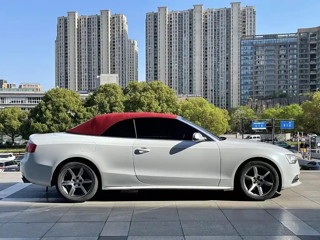 Audi A5 (imported) A5 (imported) 2013 Cabriolet 40 TFSI — Voir la photo 6