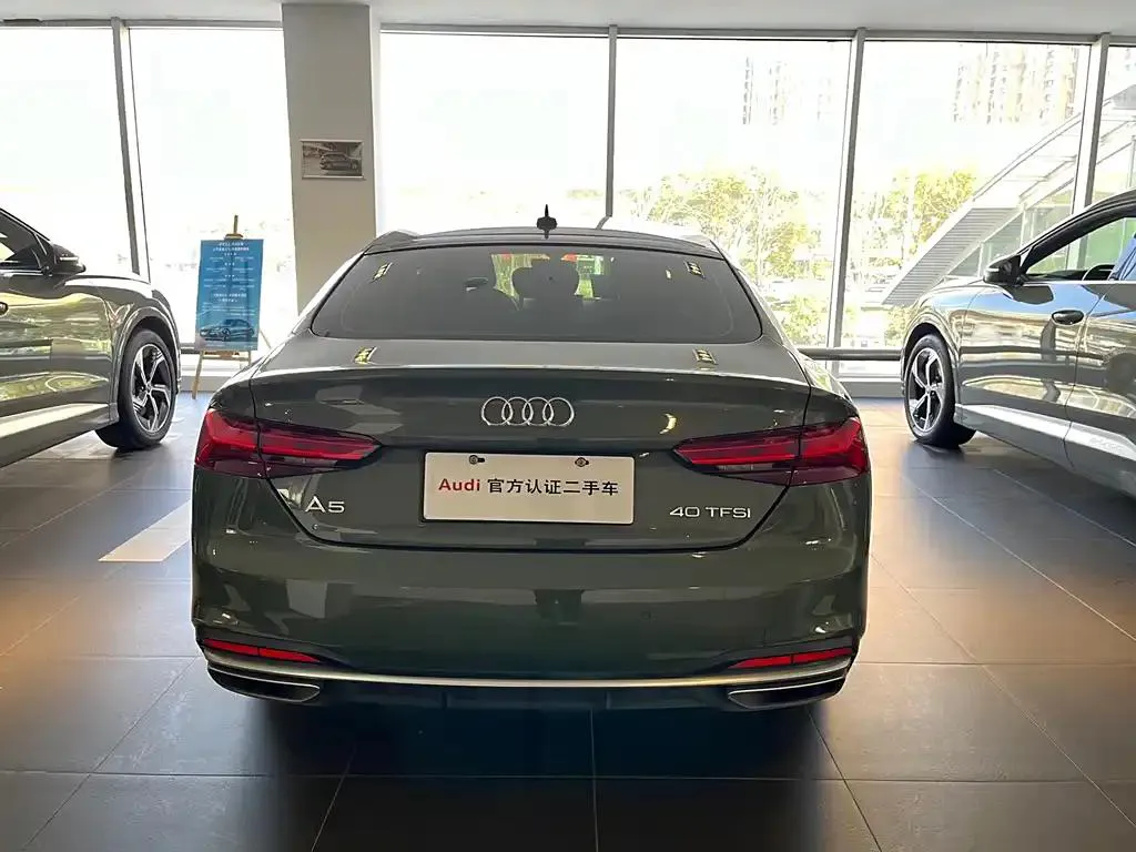 Audi A5 (imported) A5 (imported) 2021 Sportback 40 TFSI Stylish and dynamic version — Voir la photo 5