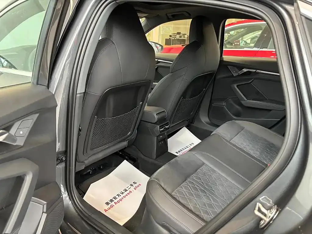 Audi A3 A3 2023 A3L Limousine 35 TFSI Luxury Sports — عرض الصورة 4