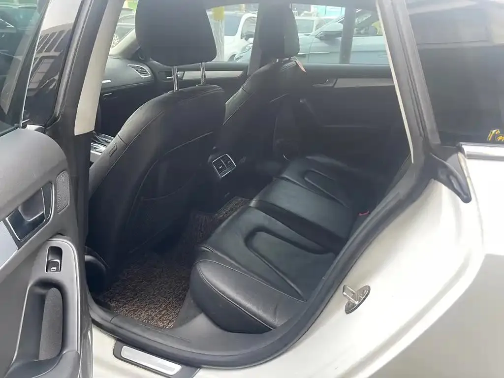 Audi A5 (imported) A5 (imported) 2010 2.0TFSI Sportback Technology Edition — View photo 6