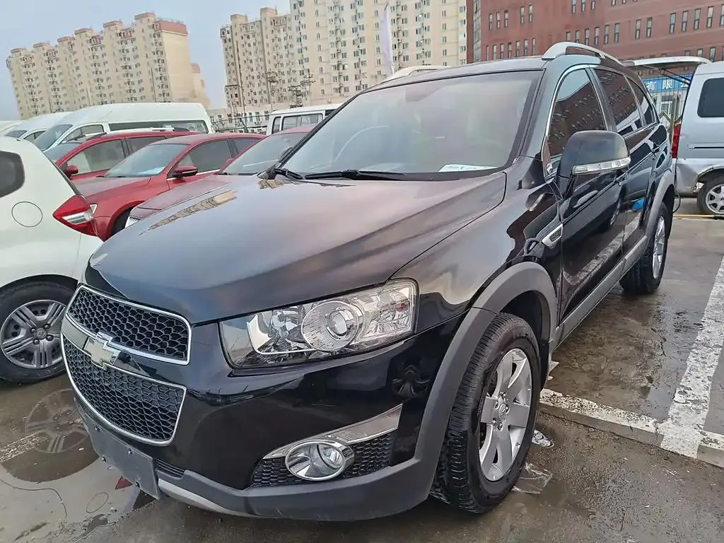 Chevrolet Captiva Captiva 2013 2.4L 2WD City Edition 7 Seaters — photo 1