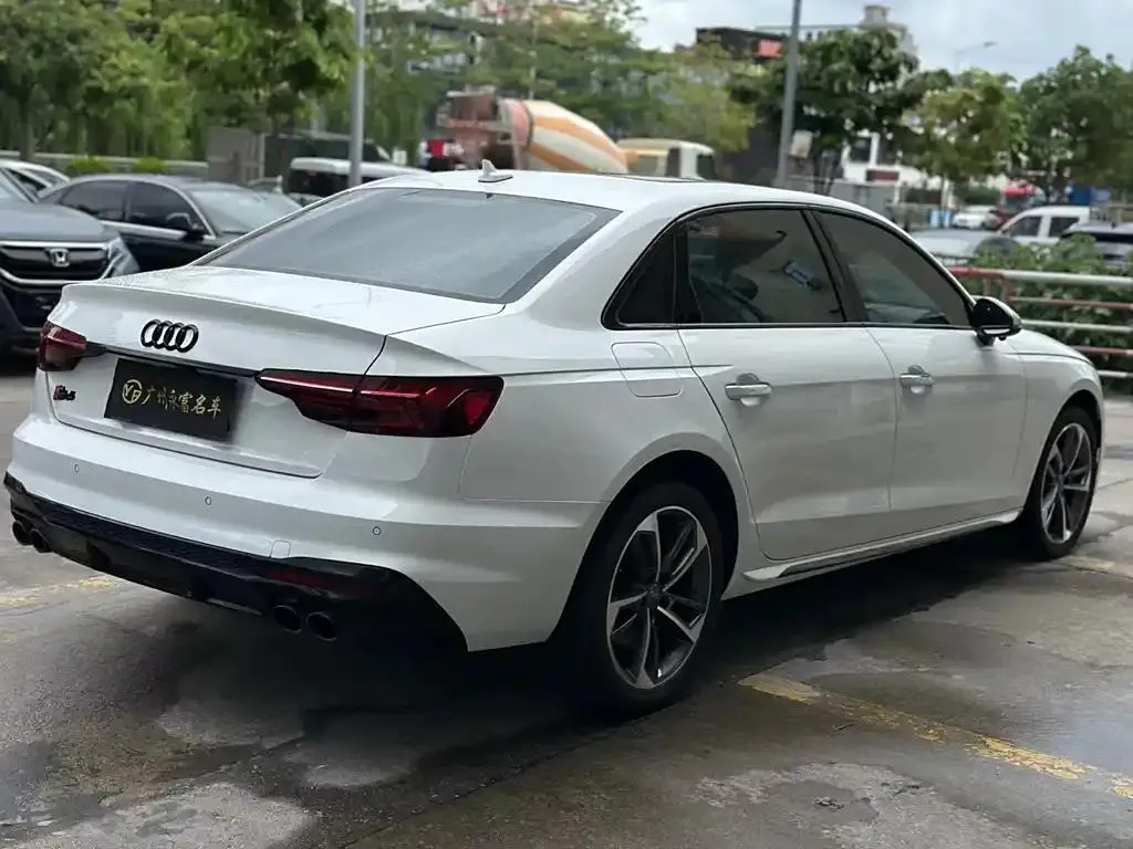 Audi A4L A4L 2023 40 TFSI Stylish and Elegant — View photo 4