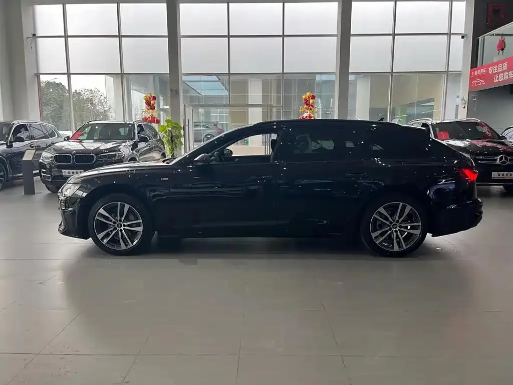 Audi A6 A6 2021 Avant 45 TFSI Selected Dynamic Edition — View photo 4