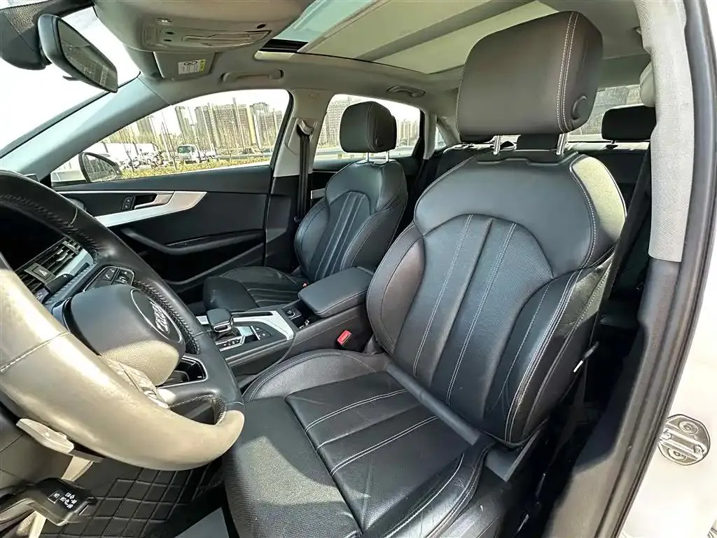 Audi A4L A4L 2022 40 TFSI Stylish and Dynamic Edition — View photo 3
