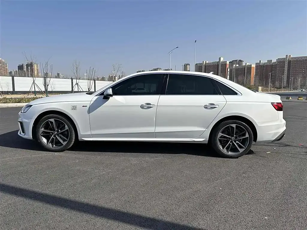 Audi A4L A4L 2022 40 TFSI Stylish and Dynamic Edition — View photo 5