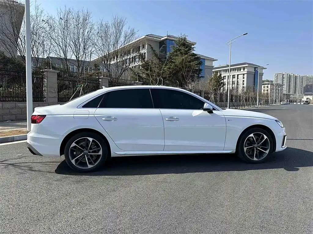 Audi A4L A4L 2022 40 TFSI Stylish and Dynamic Edition — View photo 6