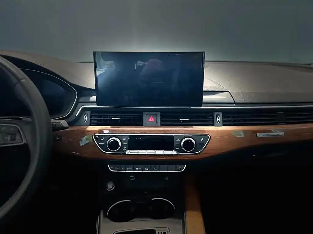 Audi A4L A4L 2020 40 TFSI quattro Luxury Elegance — Ver foto 3