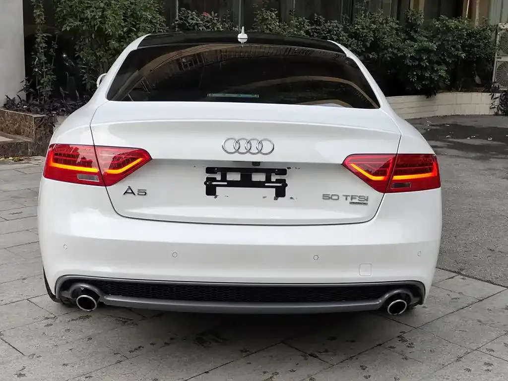 Audi A5 (imported) A5 (imported) 2013 Coupe 50 TFSI quattro Style Edition — Voir la photo 5