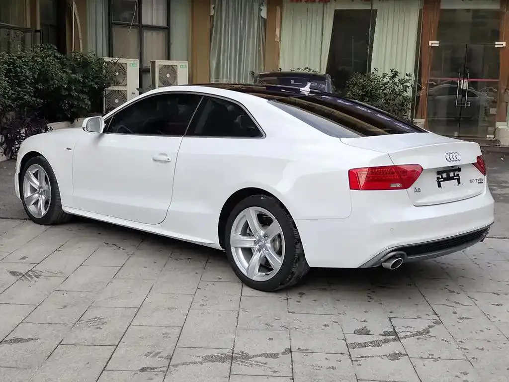 Audi A5 (imported) A5 (imported) 2013 Coupe 50 TFSI quattro Style Edition — Voir la photo 6