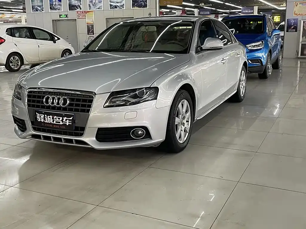 Audi A4L A4L 2010 2 TFSI Comfort Edition — photo 1